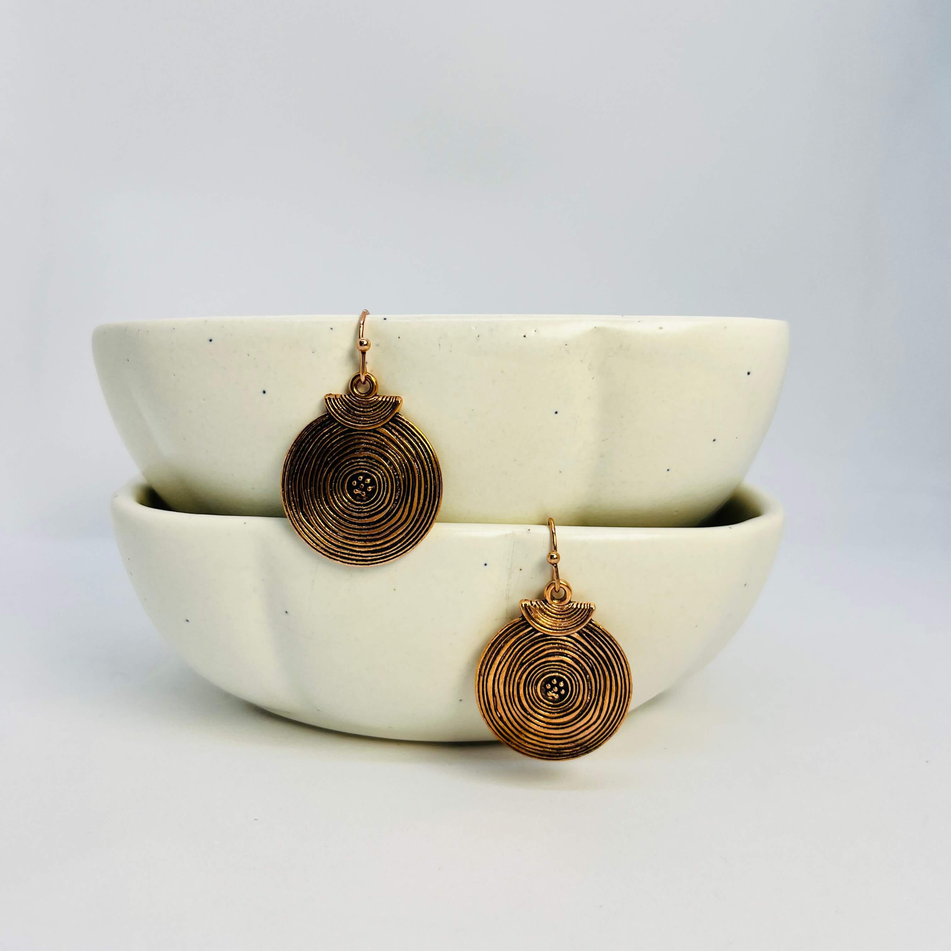 BRONZE CONCENTRIC CIRCLES (BRONZE) - BRONZE