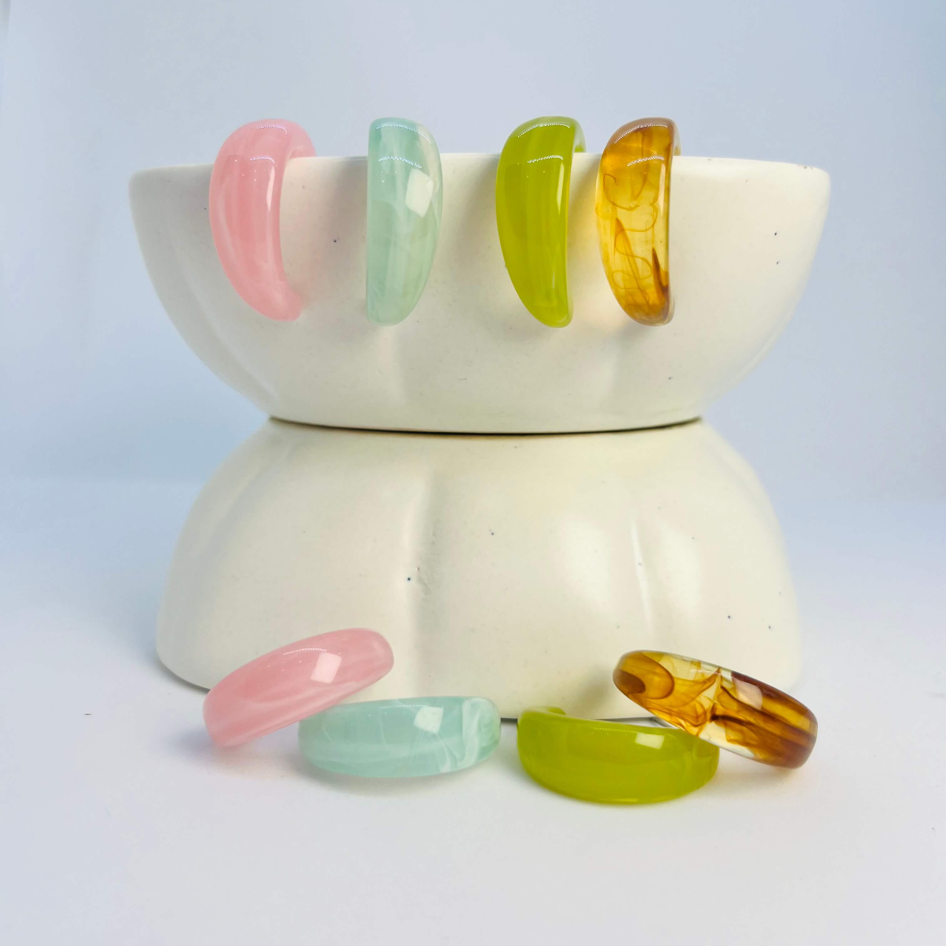 ACRYLIC NOT-SO-BIG BULGING HOOPS